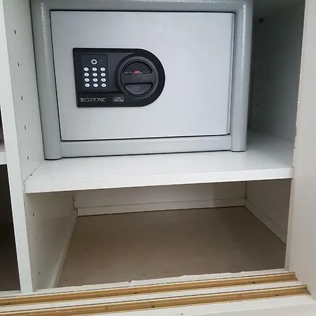 Live...laugh...love Apartment *